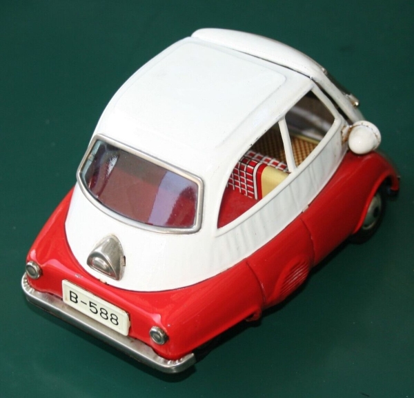Bandai BMW Isetta 1958 Tinmodel with Frictiondrive (7918)
